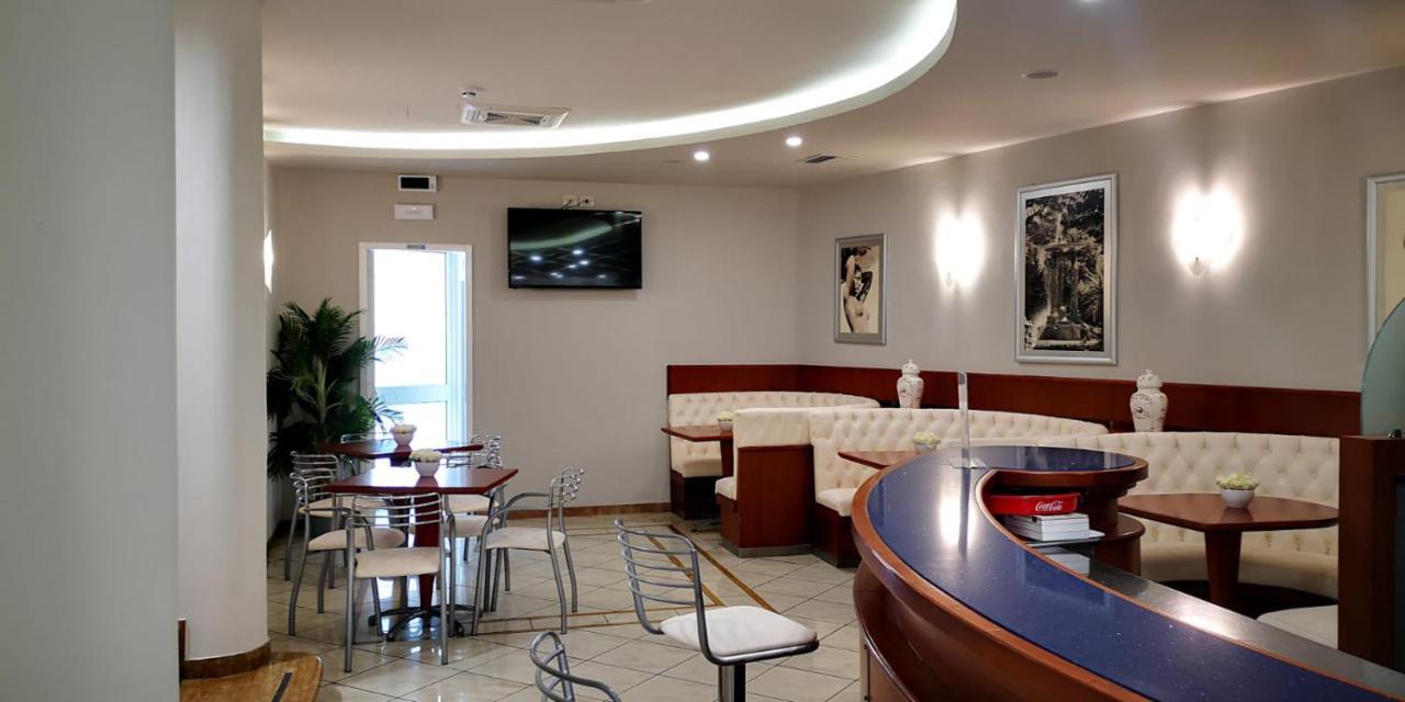 Hotel Cavalli 卡托利卡 外观 照片