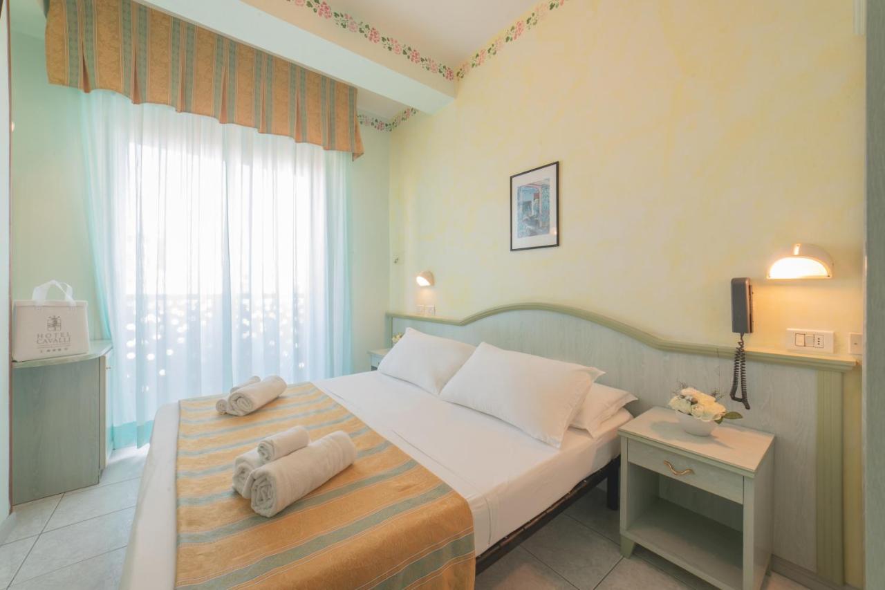 Hotel Cavalli 卡托利卡 外观 照片